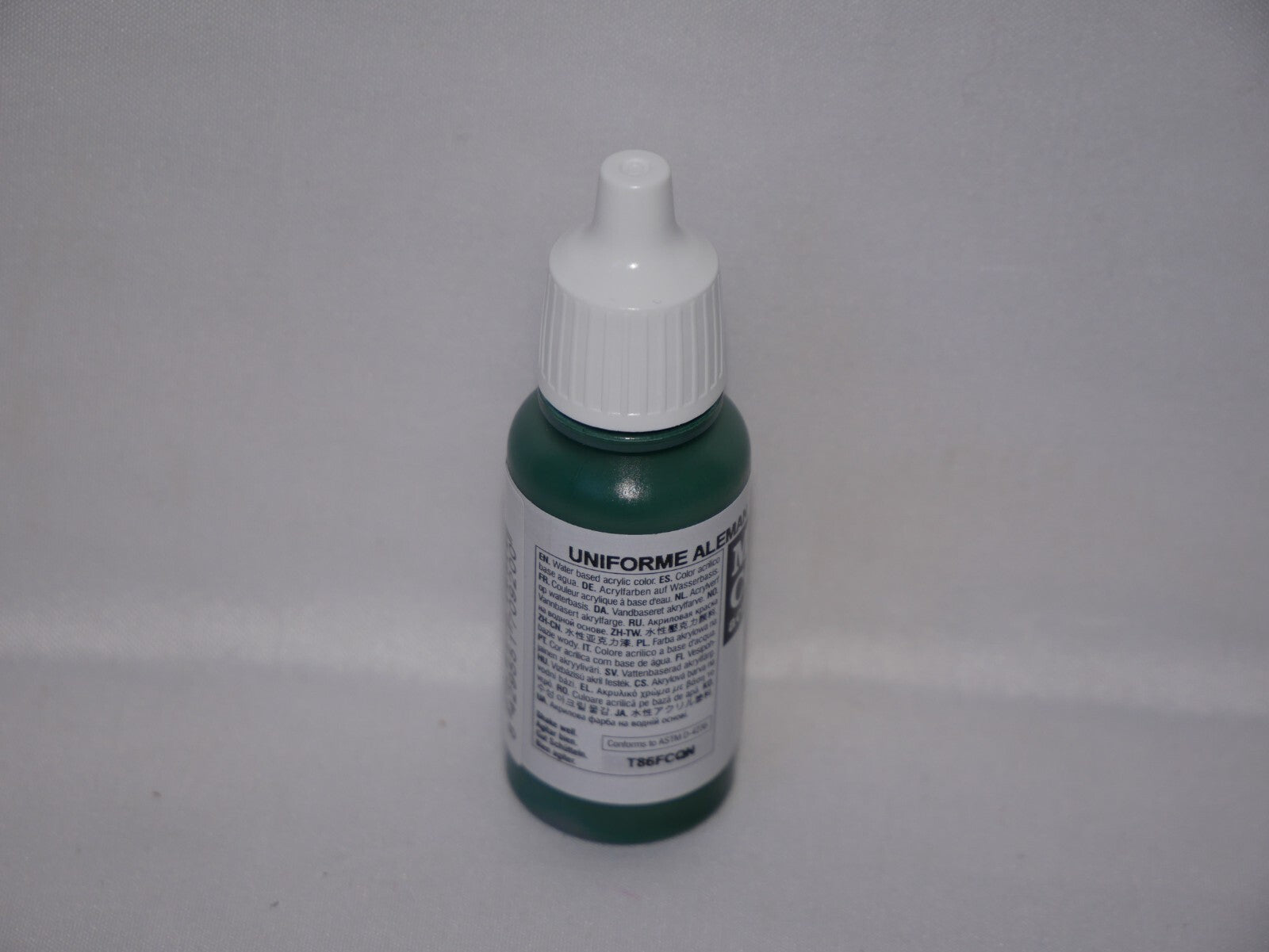Vallejo Model Color German Uniform Acrylic 17ml Dropper Bottle - 70.920