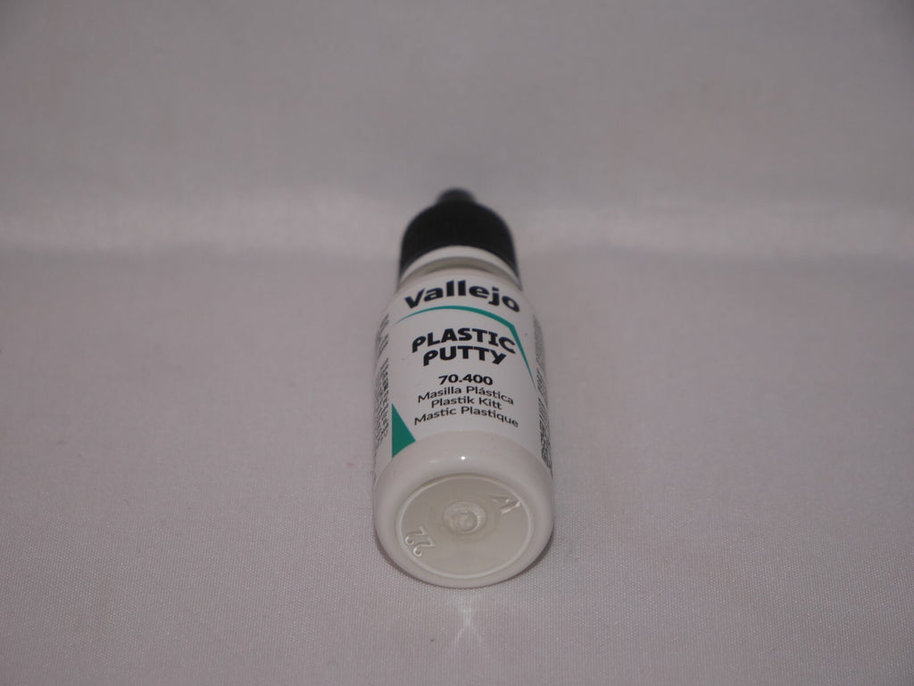 Vallejo Auxiliary Products Plastic Putty 18ml/0.6 fl oz Dropper Bottle - 70.400