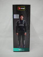 Burago 1:43 Scale Mercedes-AMG Petronas Forumla One Team Pit Pass Diorma Playset - #18-38458A