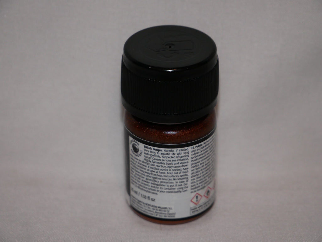 Vallejo Liquid Metal Copper Metallic Alcohol Based 35ml / 1.15 fl oz - 70.797
