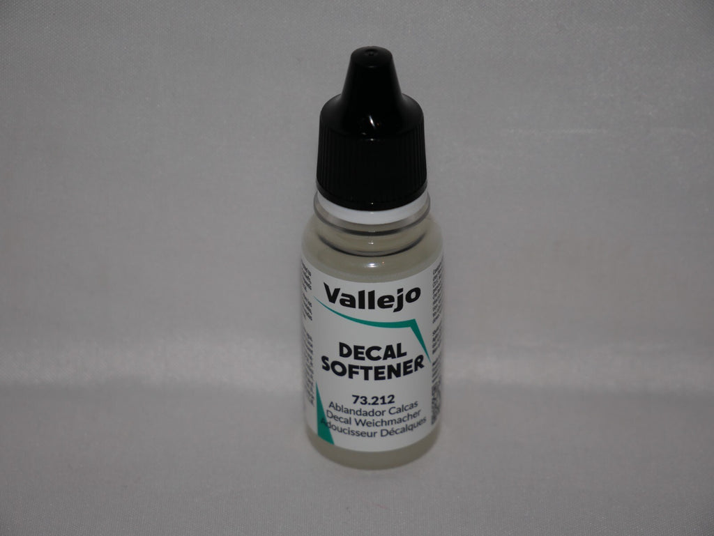 Vallejo Auxiliary Products Decal Softener 18ml/0.60 fl oz Dropper Bottle 73.212