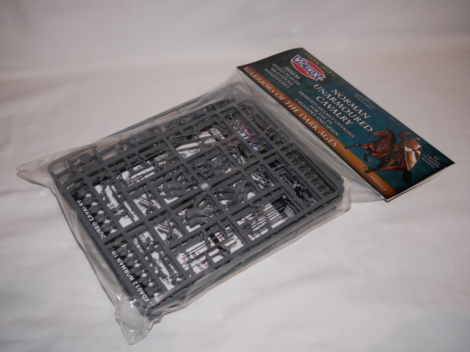 Victrix Warriors Of The Dark Ages 28mm Plastic Norman Unarmoured Cavalry - VXDA012