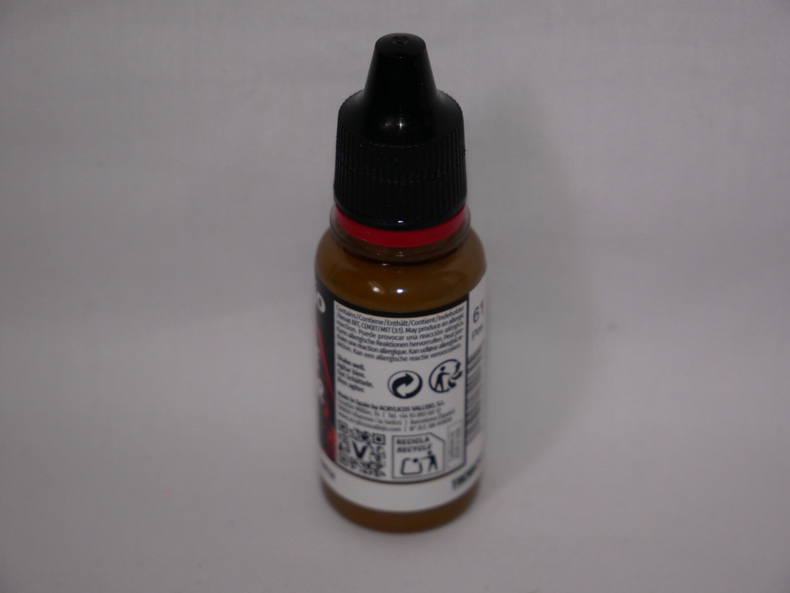 Vallejo Game Color Acrylic Range Earth 18ml/0.6 fl oz Dropper Bottle - 72.062