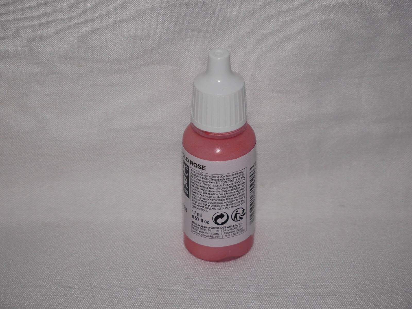 Vallejo Model Color Old Rose Acrylic 17ml/0.57 fl oz Dropper Bottle - 70.944