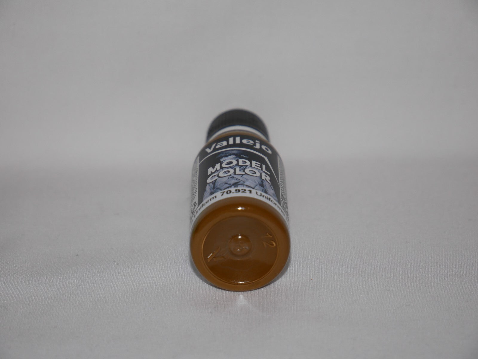 Vallejo Model Color Range English Uniform Acrylic 18ml Dropper Bottle - 70.921