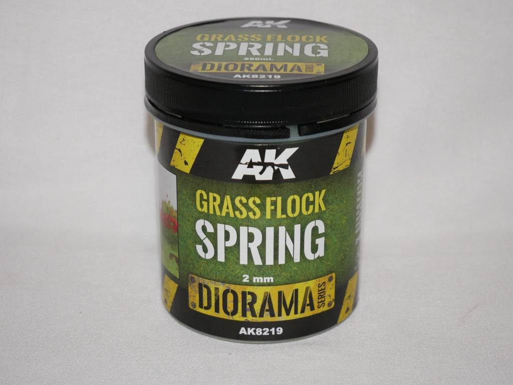 AK Interactive Diorama Series 2mm Spring Grass Flock 250ml Plastic Tub - AK8219