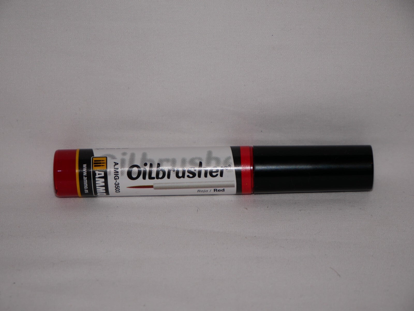 Ammo By Mig Jimenez Oilbrusher Range Red With Fine Brush Applicator - A.MIG-3503