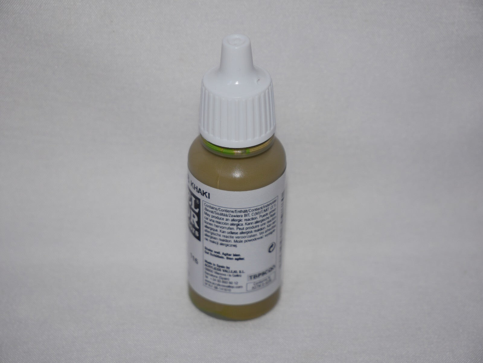 Vallejo Model Color Khaki Acrylic 17ml/0.57 fl oz Dropper Bottle - 70.988