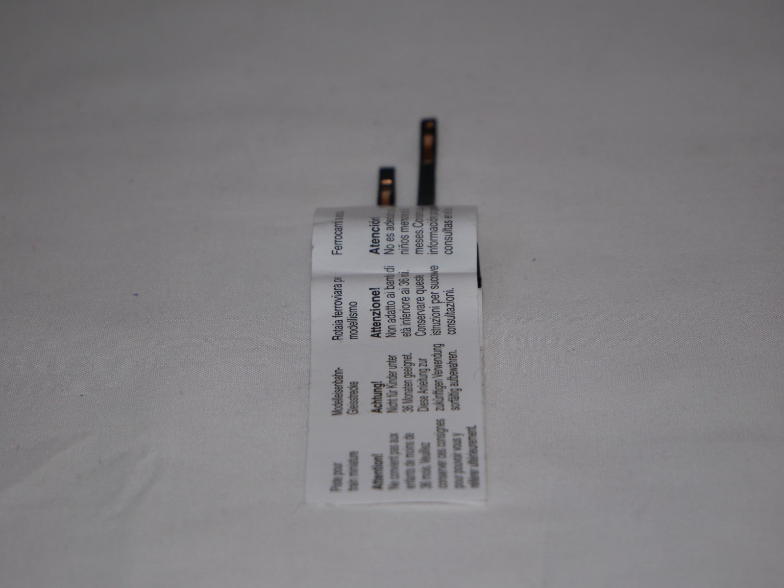 Hornby 1:76 Scale (OO Gauge) Rail Track Accessories Power Connecting Clip - R602
