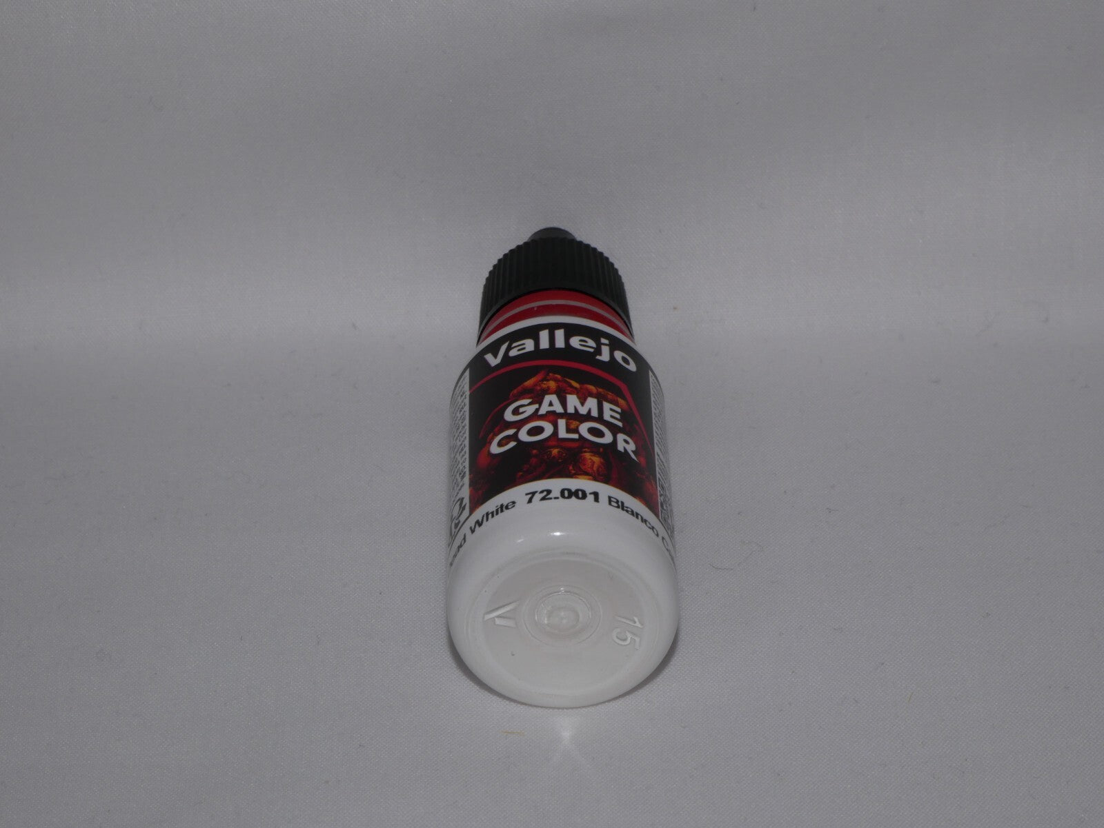 Vallejo Game Color Acrylic Range Dead White 18ml/0.6 fl oz Dropper Bottle 72.001