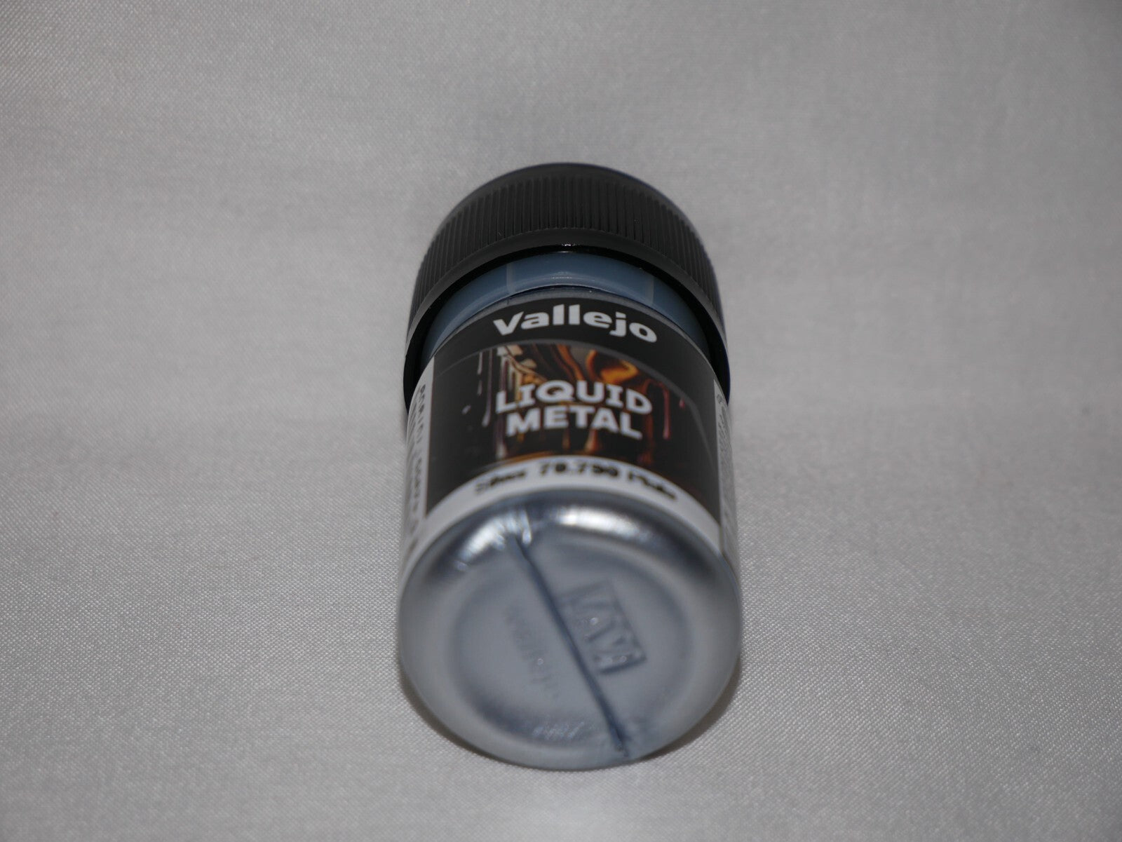 Vallejo Liquid Metal Silver Metallic Alcohol Based 35ml / 1.15 fl oz - 70.790