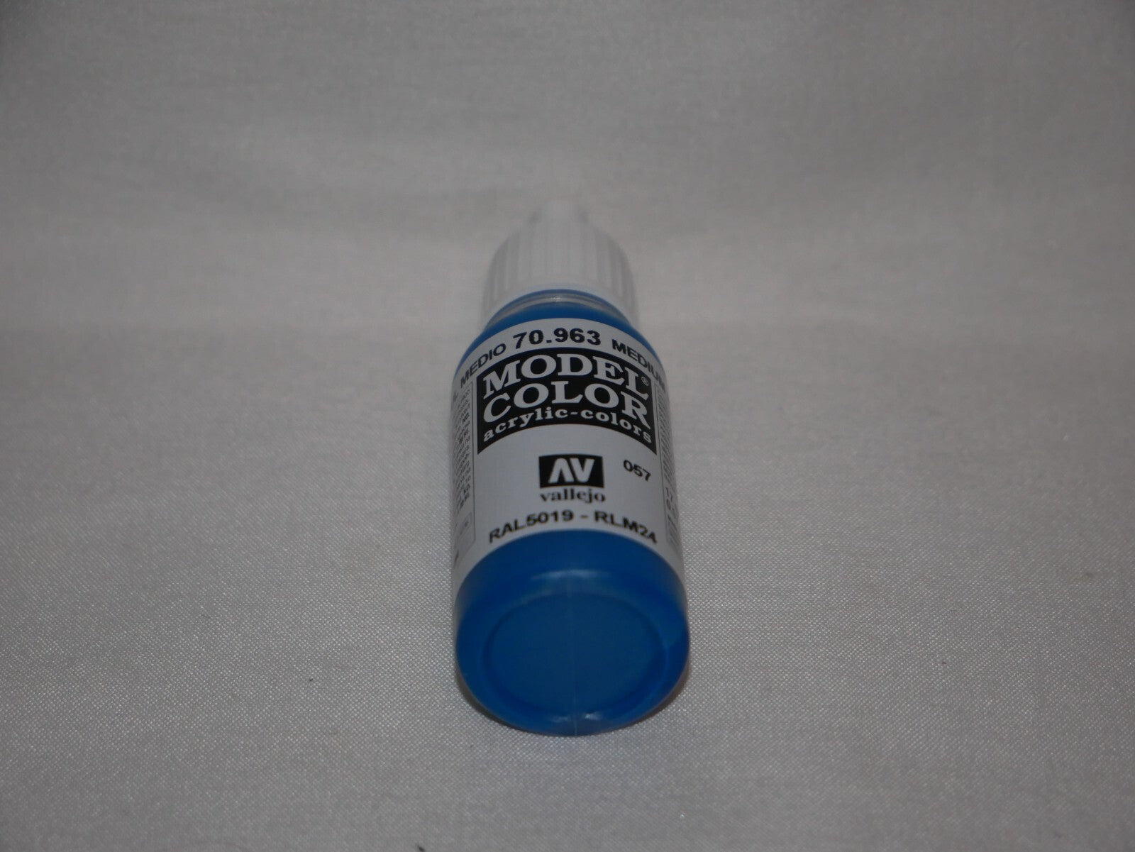 Vallejo Model Color Medium Blue Acrylic 17ml/0.57 fl oz Dropper Bottle - 70.963