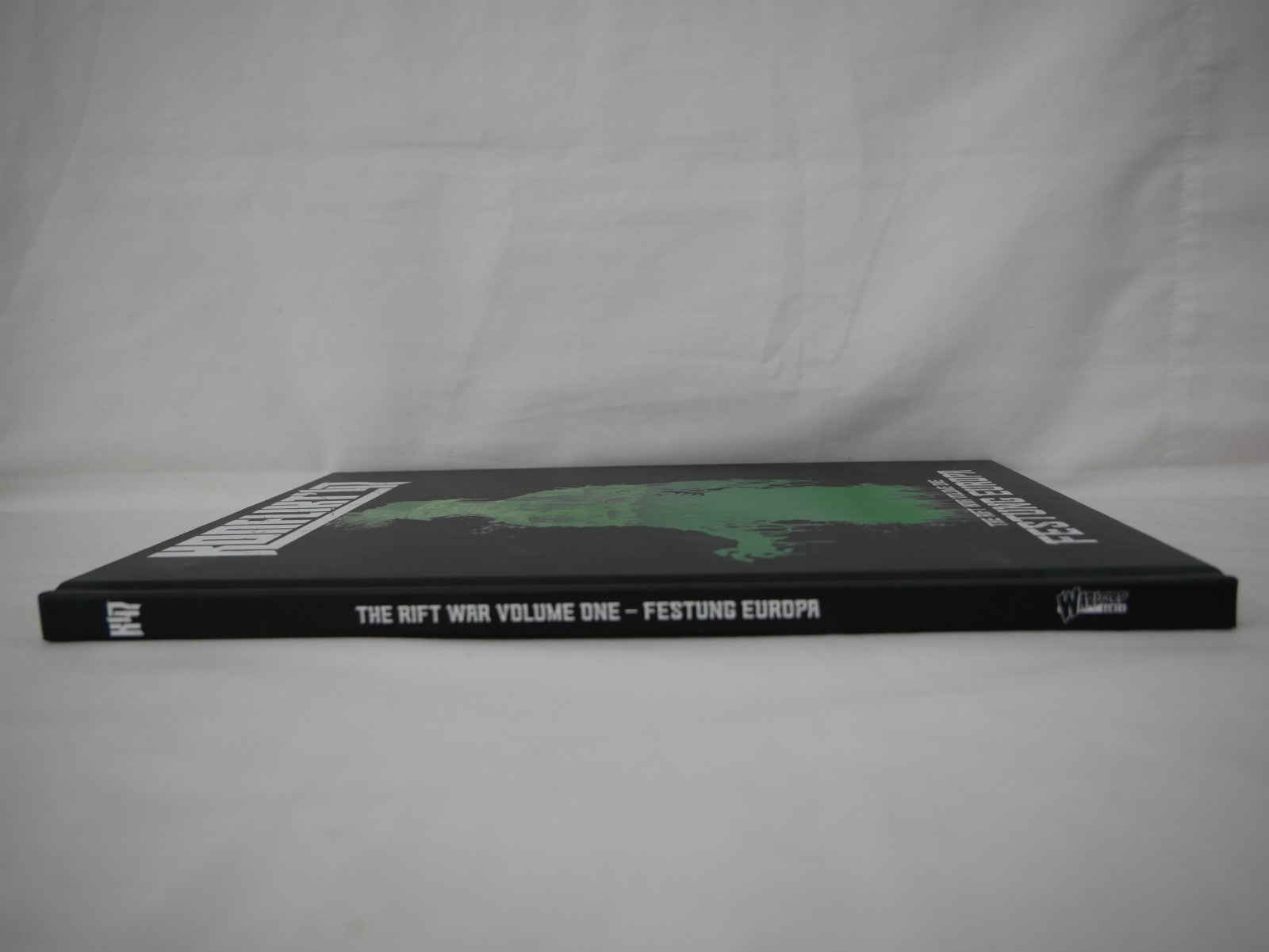 Warlord Games Konflikt 47 The Rift War Volume One Festung Europa With Operation Touchdown Book Miniature - 45101004