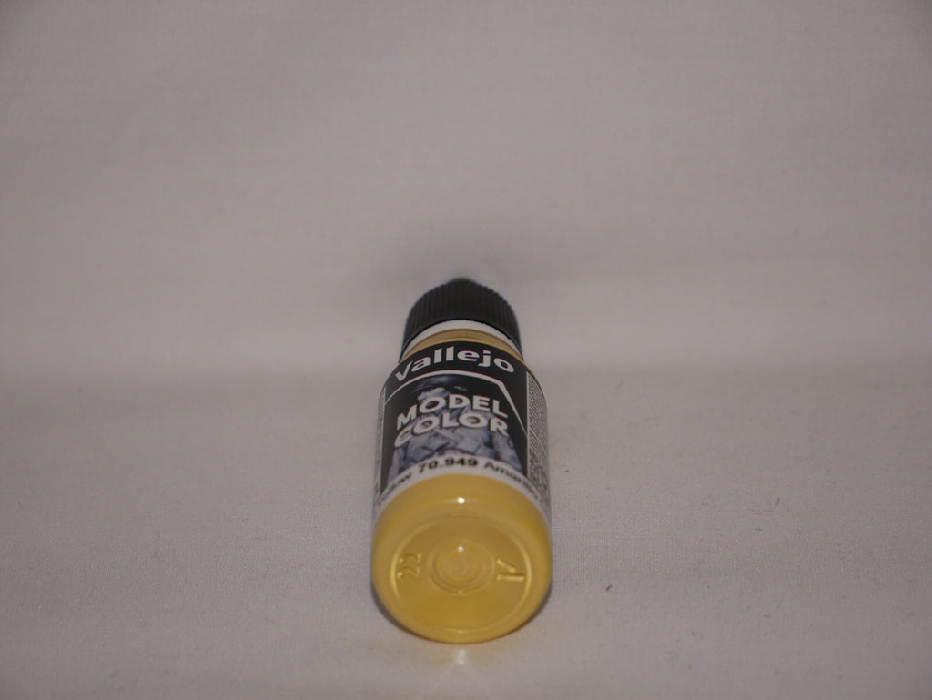 Vallejo Model Color Light Yellow Acrylic 18ml/0.60 fl oz Dropper Bottle - 70.949