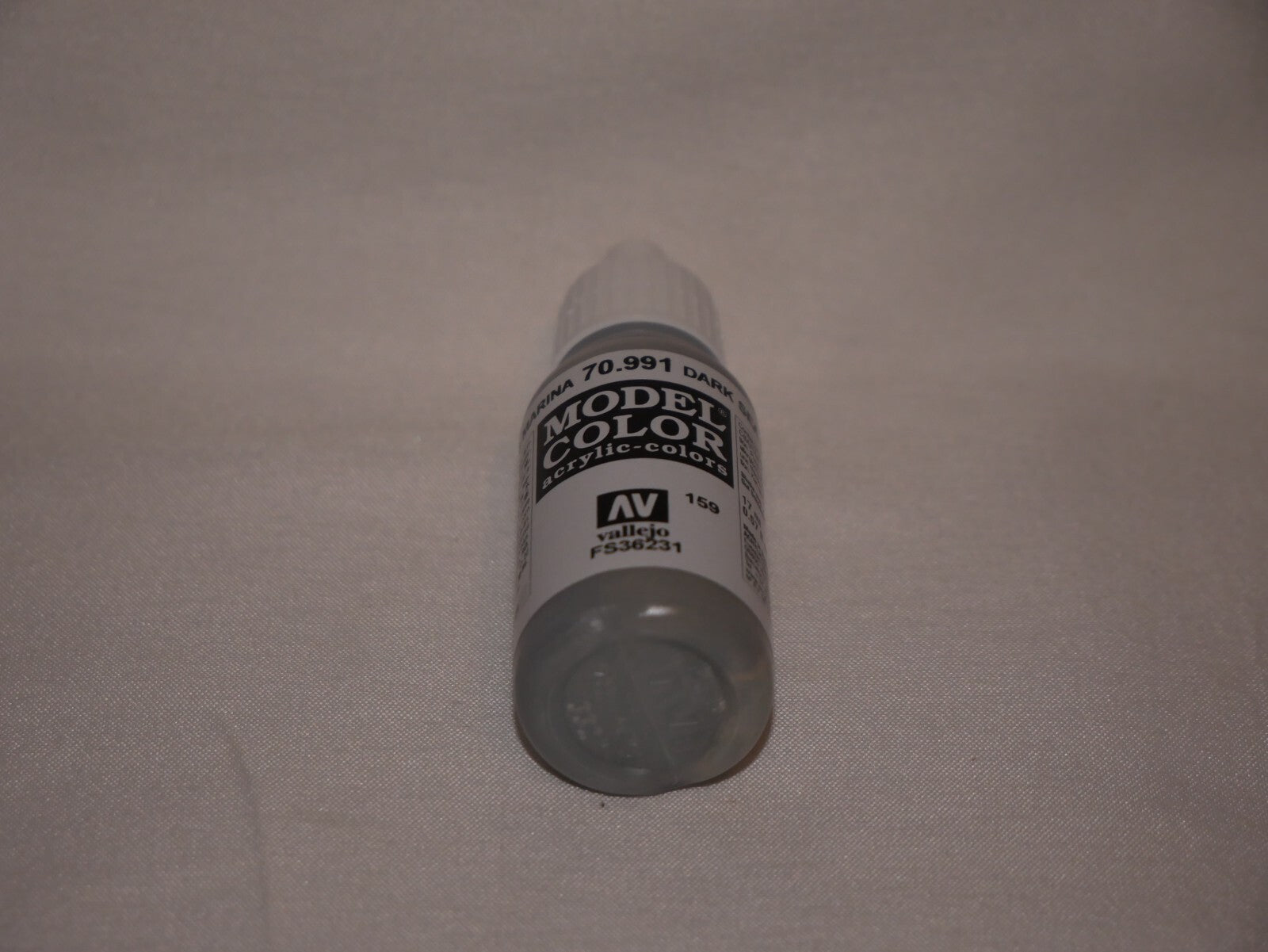 Vallejo Model Color Dark Sea Grey Acrylic 17ml/0.57 fl oz Dropper Bottle  70.991