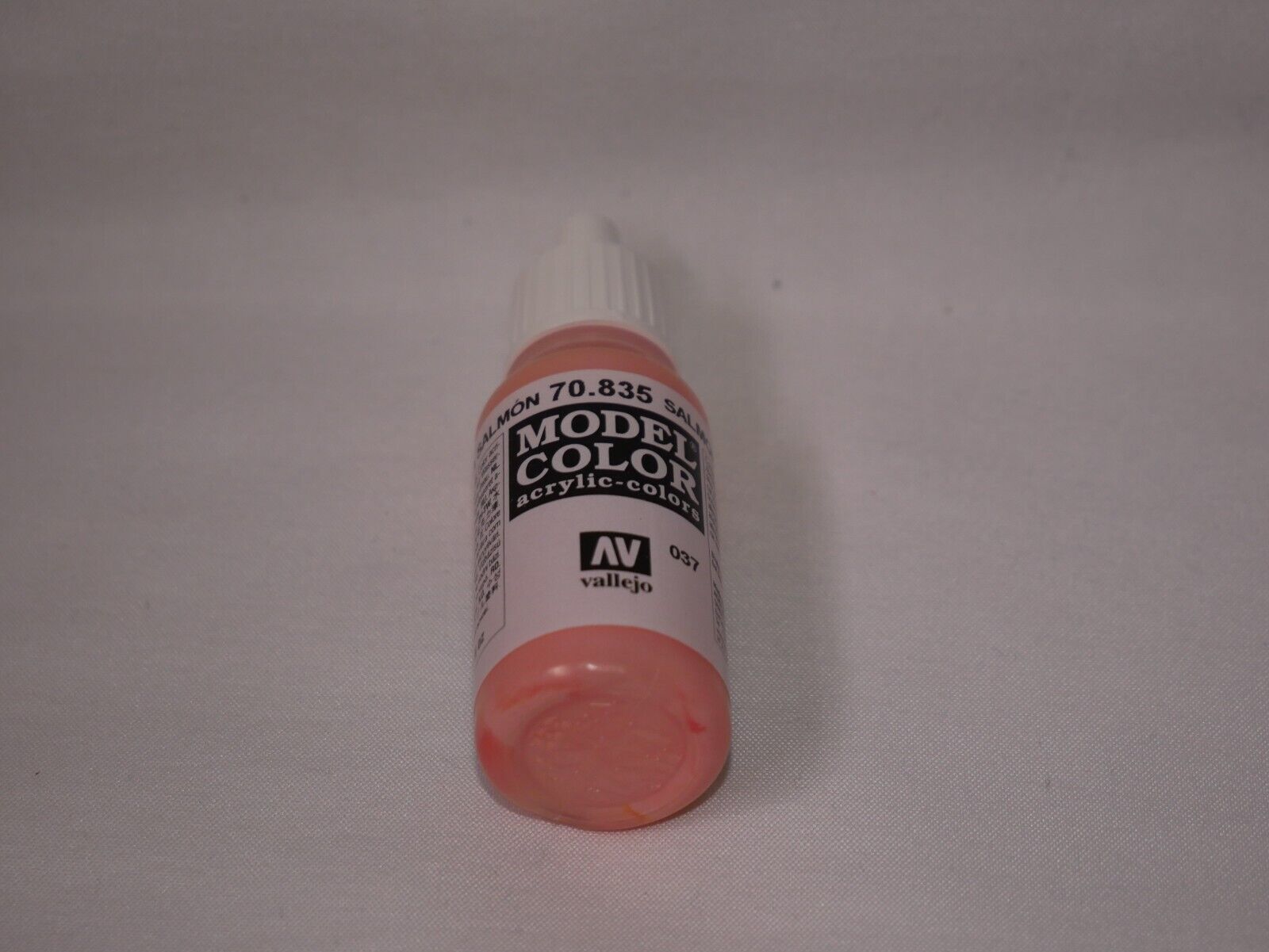 Vallejo Model Color Salmon Rose Acrylic 17ml/0.57 fl oz Dropper Bottle - 70.835