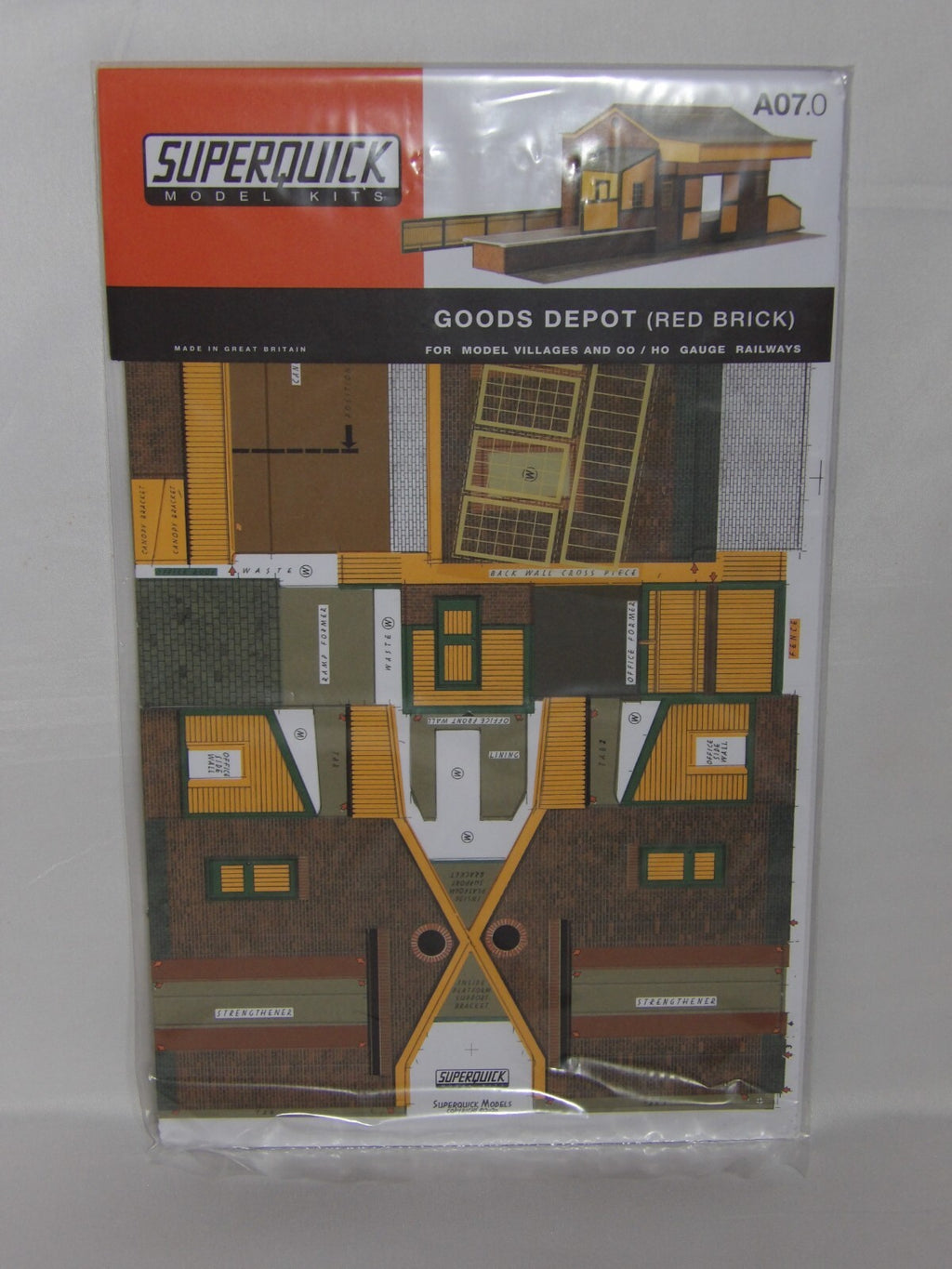 Superquick Kits 1:76 Scale Red Brick Goods Depot Scaled For OO & HO - SQA7.0