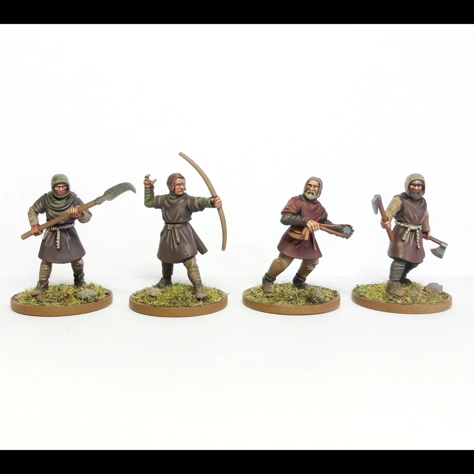 Wargames Atlantic The Barons' War 28mm Peasant Leavy (1100 - 1350) - WAAAC003