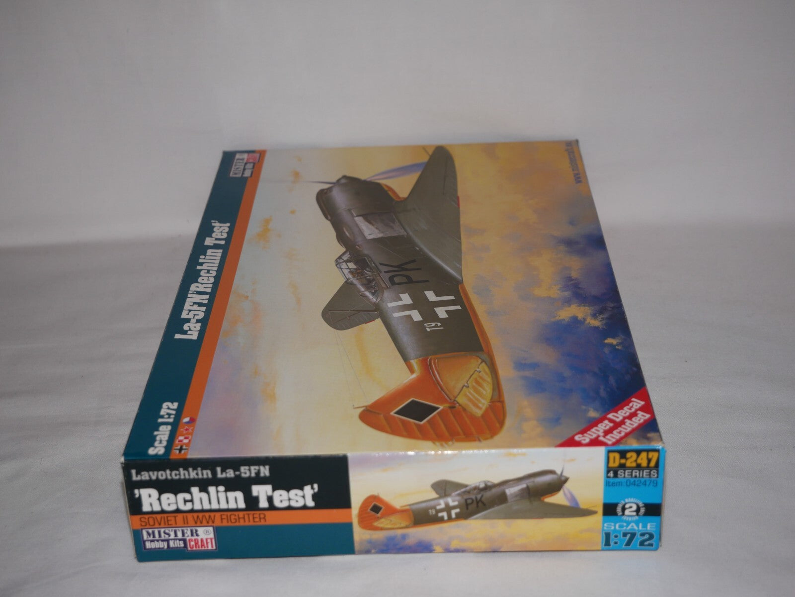 MisterCraft Model Kits 1:72 Scale (D-247) Lavochkin La-5 FN Rechlin Test 042479