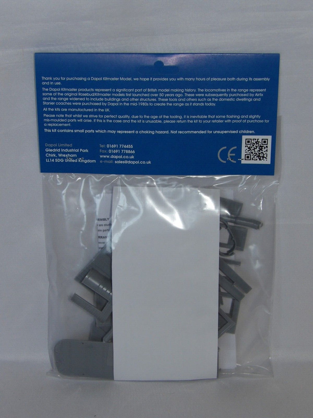 Dapol Kitmaster  "OO/HO" Kiosks & Platform Steps C018