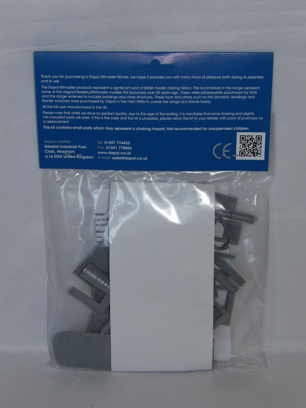 Dapol Kitmaster  "OO/HO" Kiosks & Platform Steps C018
