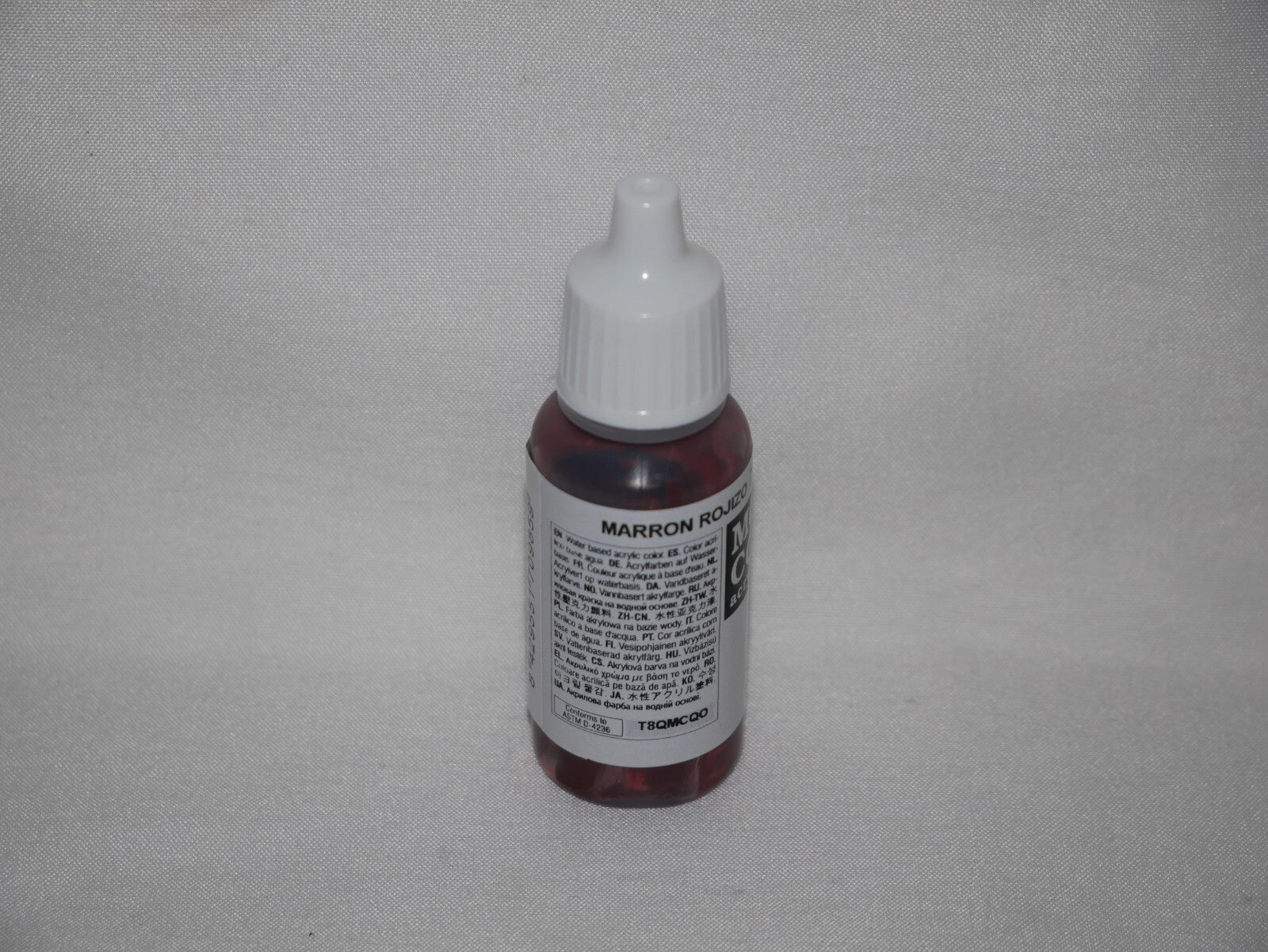 Vallejo Model Color Hull Red Acrylic 17ml/0.57 fl oz Dropper Bottle - 70.985