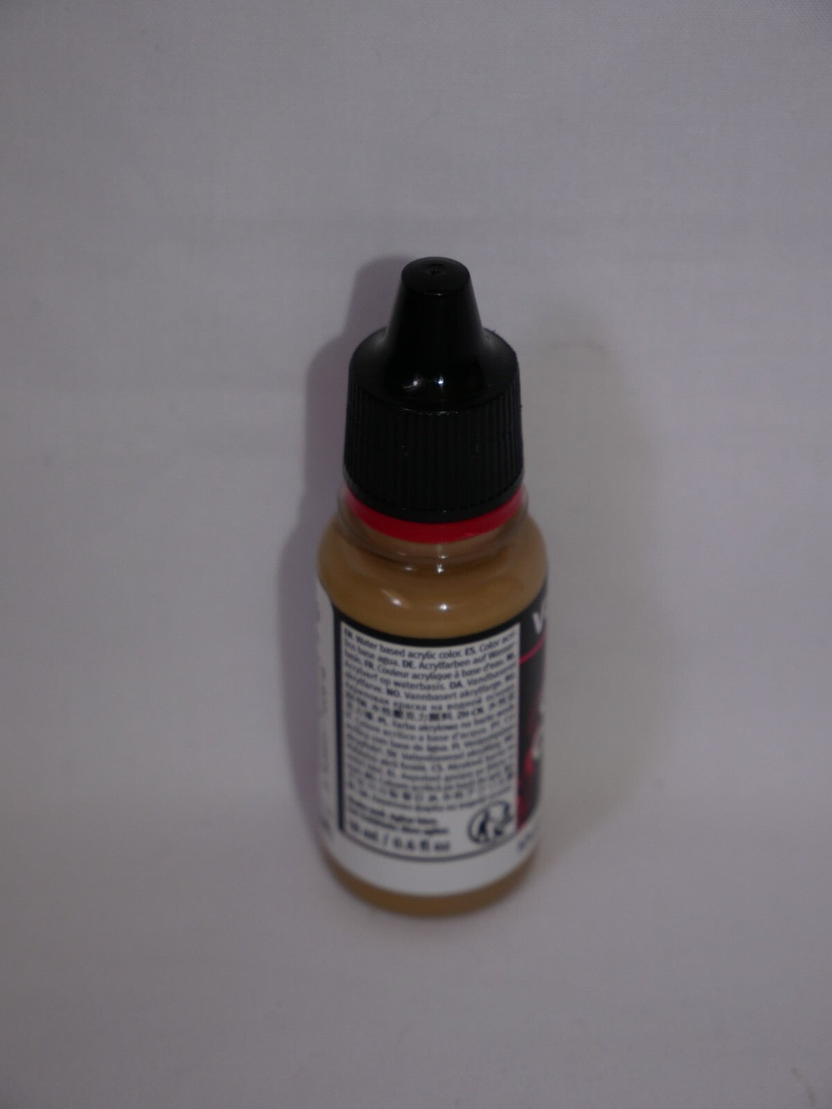 Vallejo Game Color Acrylic Range Khaki 18ml/0.6 fl oz Dropper Bottle - 72.061