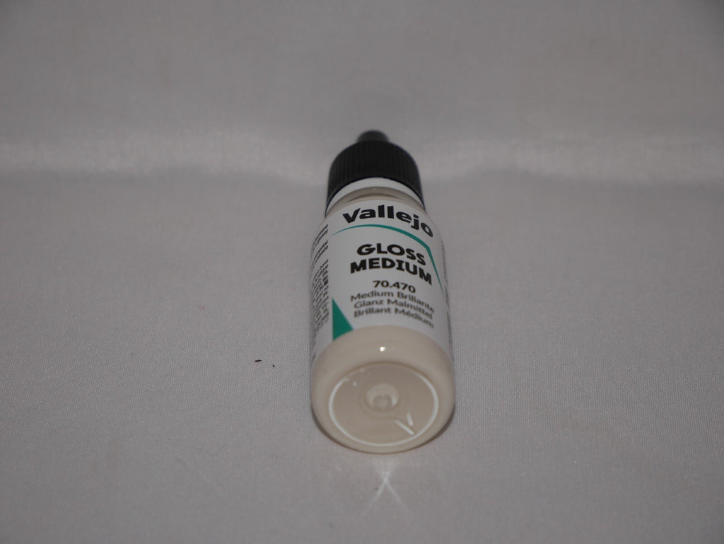 Vallejo Auxiliary Products Gloss Medium 18ml/0.60 fl oz Dropper Bottle - 70.470