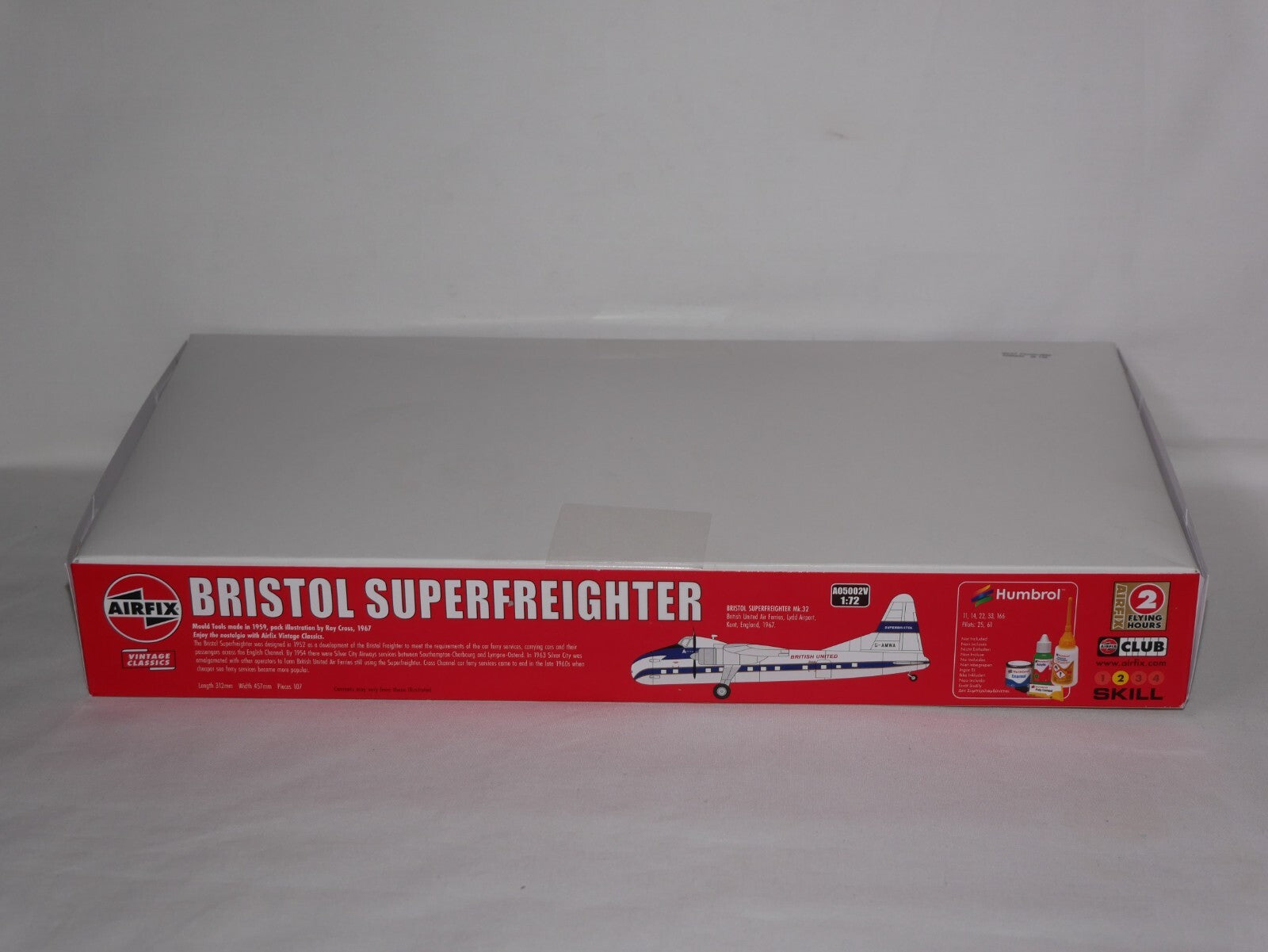Airfix Vintage Classics 1:72 Scale Bristol Superfreighter Skill Level 2 A05002V