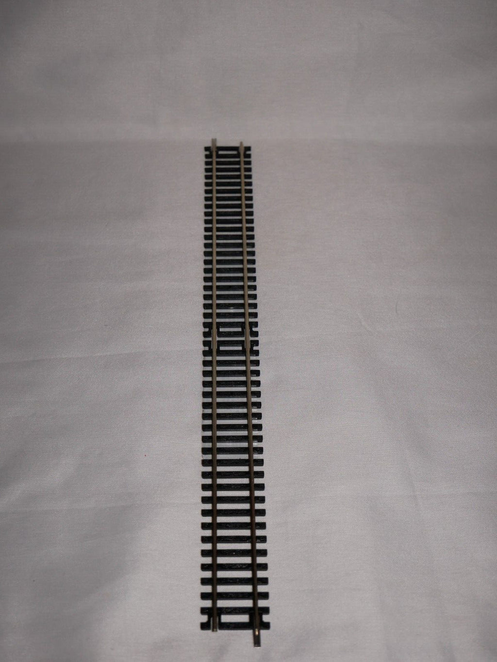 Hornby 1:76 Scale Model Railway Track Single Piece Double Straight Track R601