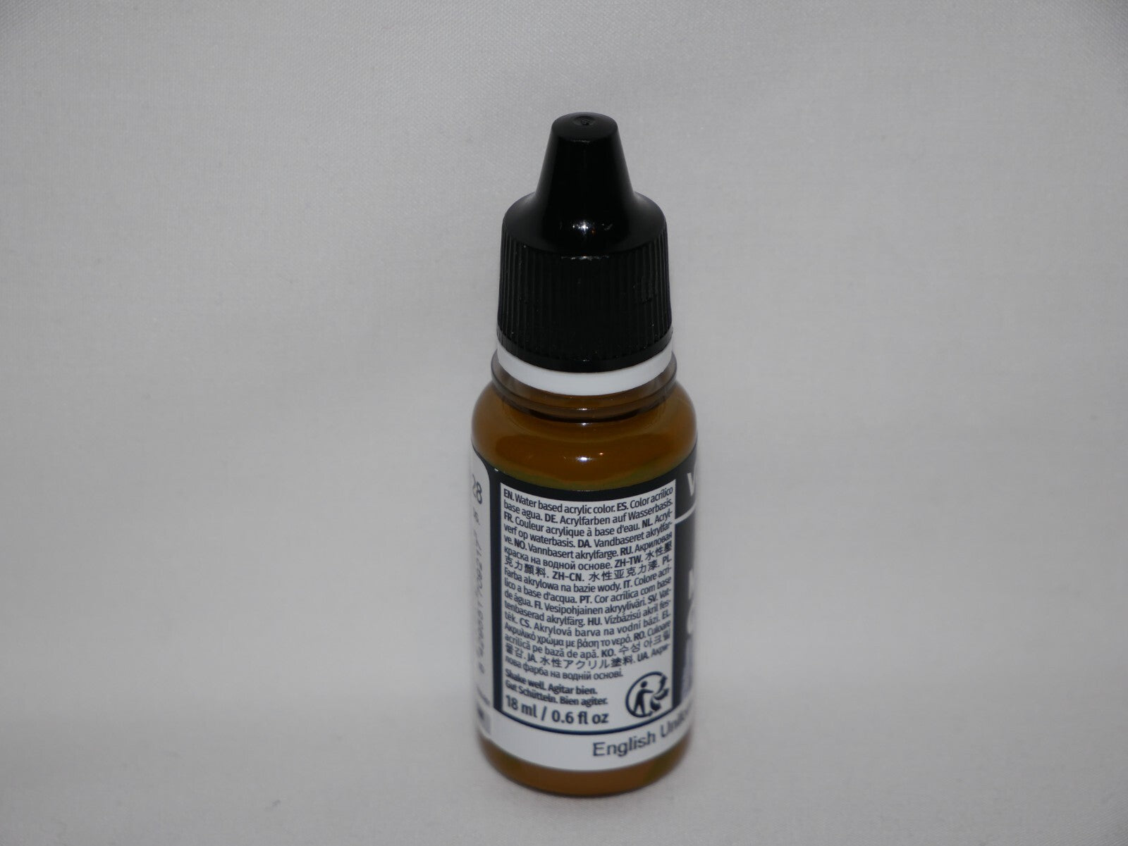 Vallejo Model Color Range English Uniform Acrylic 18ml Dropper Bottle - 70.921