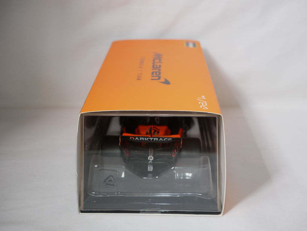 Burago 1:24 McLaren MCL38 Miami Grand Prix 2024 No.81 Oscar Piastri - #18-28033P