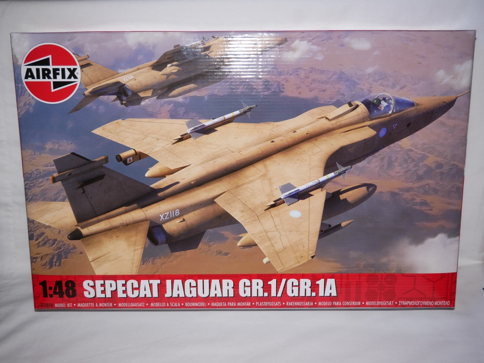 Airfix 1:48 Scale Sepecat Jaguar GR.1/GR.1A Model Plane Kit Skill Level 4 A11010