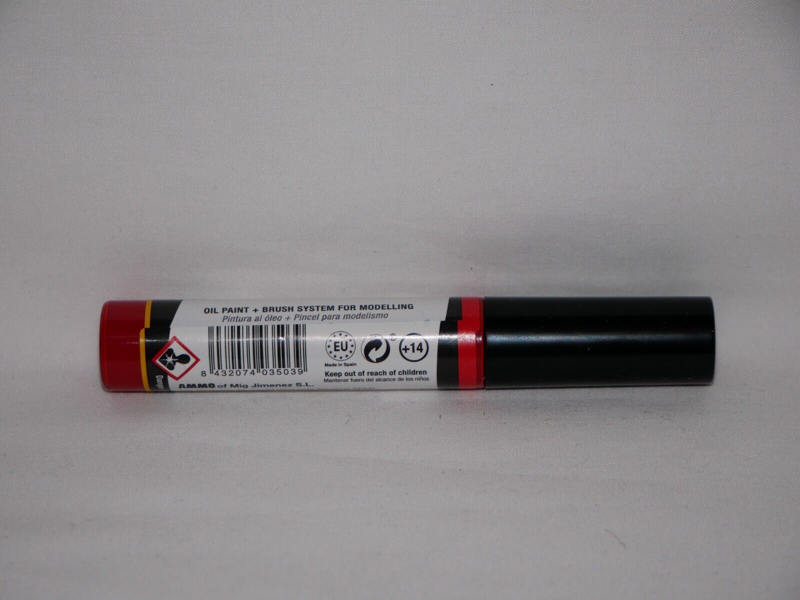 Ammo By Mig Jimenez Oilbrusher Range Red With Fine Brush Applicator - A.MIG-3503