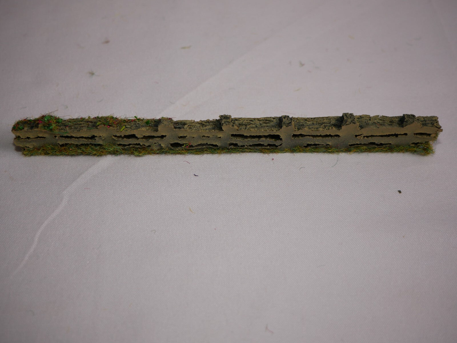 Javis "Countryside" Scenics "OO" Rough Weatherd Fencing With Foliage PF7