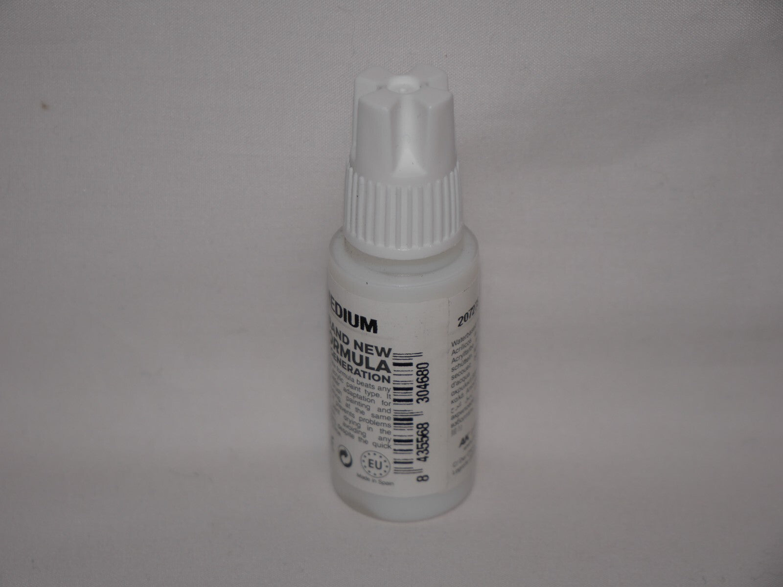 AK Interactive Auxiliary Products Range Gloss Medium 17ml Dropper Bottle AK11235